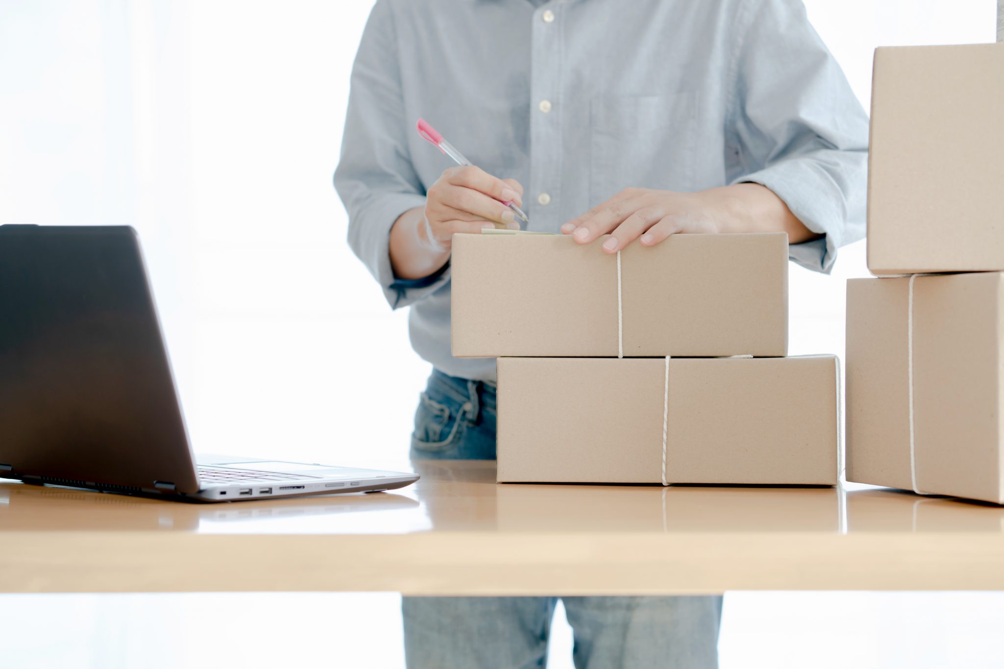 What Are the Best Boxes for Packing? | Instabox